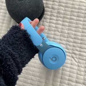 Beats Solo Wireless Headphones